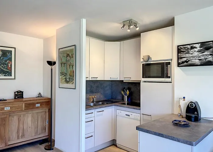 Zellie - Yourhosthelper Apartamento *